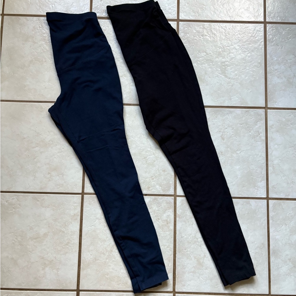 Black and Navy Old Navy Maternity Leggings